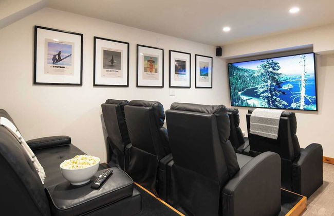 Timberline by Avantstay Stunning Chalet Cabin w/ Hot Tub, Pool Table & Home Theater! - Foto 5