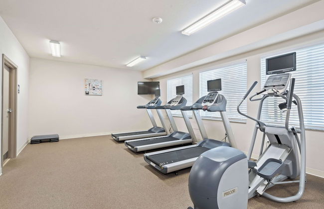 WaterWalk Extended Stay by Wyndham Kansas City - Overland Pk - Photo 74