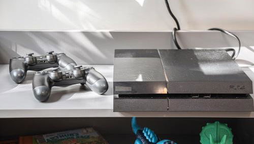 Central Family Oasis with Hot Tub & Fenced Yard - Foto 5