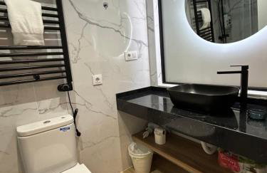 Renovated apartment in Madrid Center - Photo 15