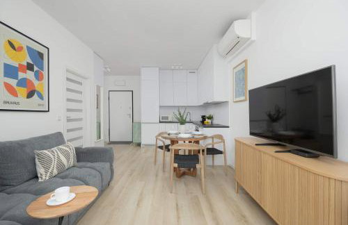 Stylish Apartment in Browary Warszawskie with Air Conditioning & Parking by Noclegi Renters - Foto 6