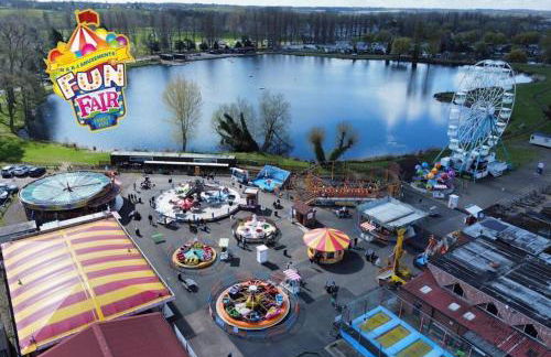 Billing Aquadrome - Alberta Caravan 2 Bedroom Sleep 6 - Photo 49