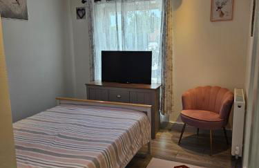 Allan & Ella House - Photo 27