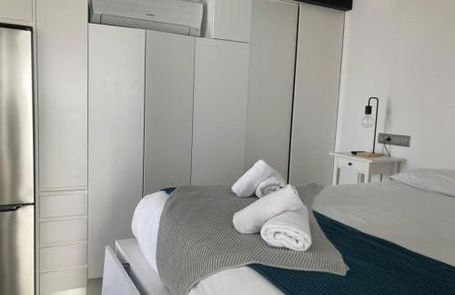 APARTAMENTO ATICO gran terraza y Jacuzzi cerca de la playa - Photo 29