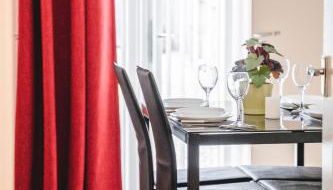 Serviced 4 Beds Contractors Accommodation in Sheffield 3 Parking Spaces - Foto 2