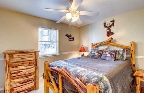 Winter Hikes and Ice Fishing Fun Cozy Show Low Home - Foto 17