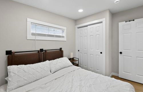 West Seattle Home King Bed and AC - Foto 8