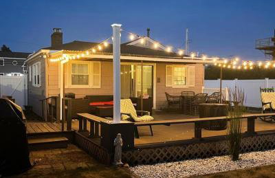 Dog-Friendly Cottage with Backyard & Beach Vibes! - Foto 16