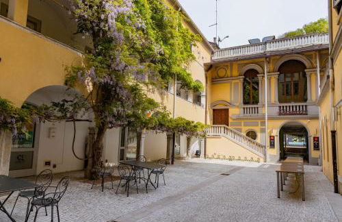 Casa di Iaio - 90m2 apt con Wi-Fi, Netflix, Home Cinema & Parcheggio Privato incluso - Foto 18