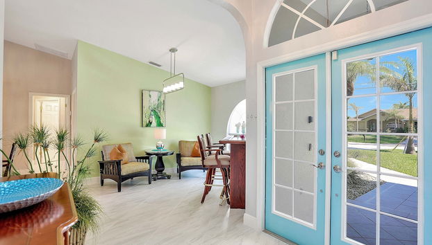 Entrada (vista interior)