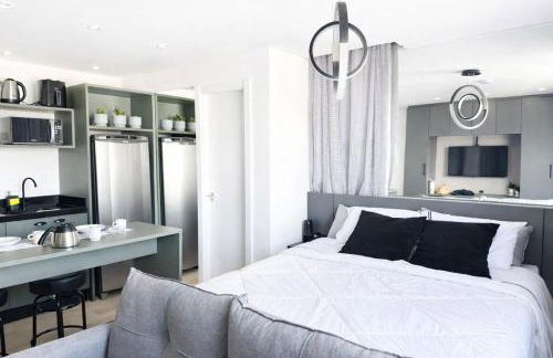 Loft 1812 - 200m Vila Germânica Piscina-Garagem - Photo 6