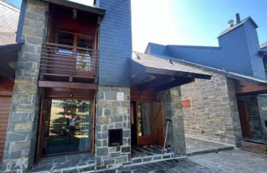 Chalet Los Ibones - Lodge Formigal - Foto 3