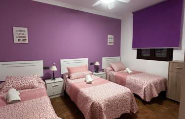 Chalet vacacional con piscina privada - Foto 2