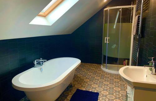 4 Bedroom Forest View House & Hot Tub sleeps 9 - Foto 15