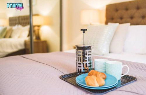 Spacious Central Leatherhead Apt Long Term Stay - Photo 8