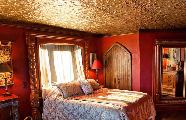 HIGHLANDS CASTLE overlooking Lake George.. plus 2 other Castles! - Foto 6