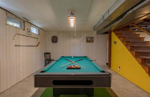 Family Home W/ 2 King, 2 Queen Beds + Game Room - Foto 29