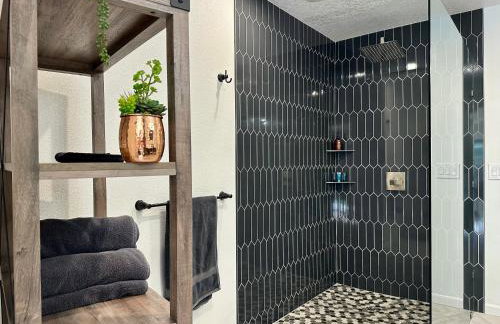 Hilltop Villa, Pool Oasis, Pickleball Court, Avocado Grove, Views - Foto 37