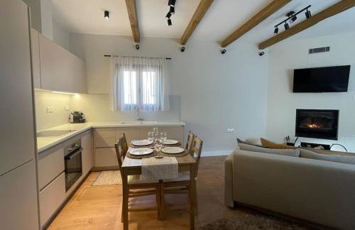 Trifonakia - Photo 6