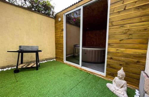 SPA - 4 Pers - NETFLIX - Gare - Parking - Photo 37