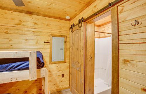 Cozy Quitman Fishing Cabin Near Lake Fork! - Foto 15