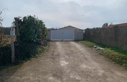 Gîte neuf,12mn du Futuroscope, 9 personnes -Le Tournesol - Foto 27