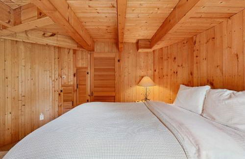 The Red Silo - Photo 10