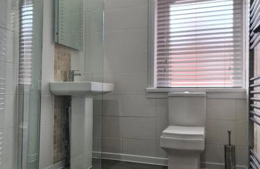 Pearce House-Brand New 3 bed-Sleeps 6-Garden - Foto 23