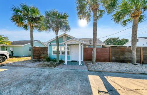 Tiki Palms Paradise by Emerald Coast Retreats - Photo 14