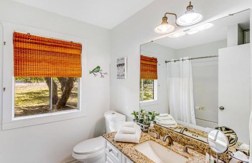 Hill country gem with private pool, deck, firepit, Ping-Pong, foosball, & WiFi - Photo 24