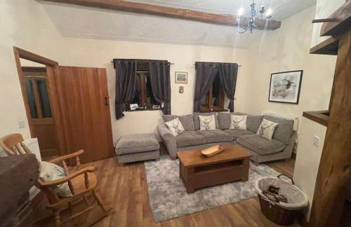 4 beautiful stone built barns sleeping 17 people - Foto 63