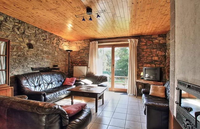 Rustic Holiday Home in Sainte-ode With Garden - Foto 3