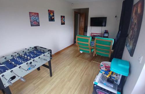 Oaktree Manor - BBQ, games rooms and pet friendly - Photo 21