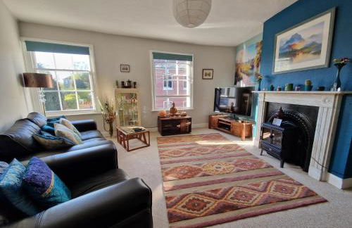 West Street Views #1 - Peaceful town centre apartment - Photo 2