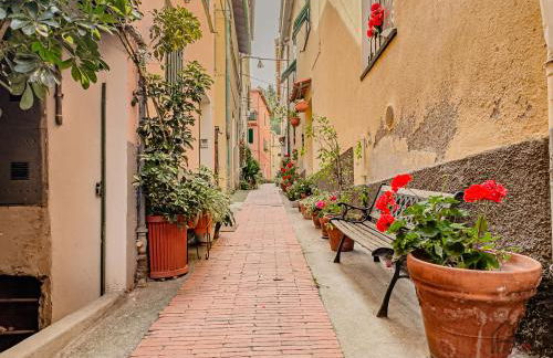 The Historic Oil Mill- Romantic Retreat - Foto 26