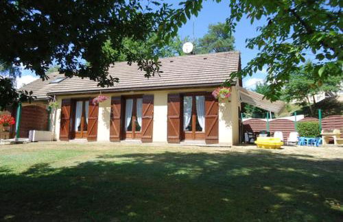 Maison confortable sur jardin clôturé à Marcillac-la-Croisille - Foto 1