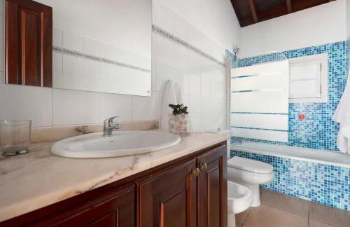 Villa La Relva - Terraza y Jacuzzi - Foto 14