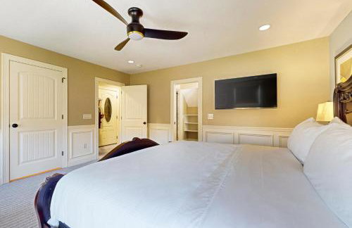 Steps to Holyoke Medical Center! Remote-Work Hub - Foto 15