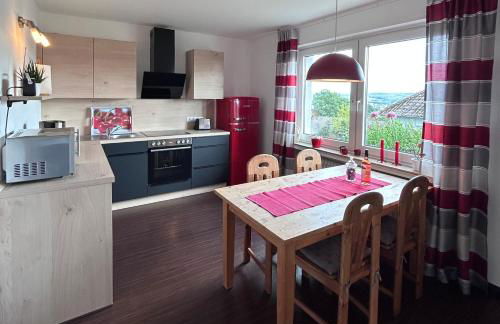 Möhnesee FeWo Körbecke Ruhige Lage mit Balkon & Seeblick - Foto 4