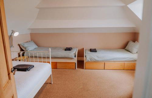 Ponderosa 5-Bed Coastal Retreat with Studio, Sauna & Sea Views - Foto 38