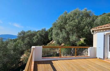 Super villa idyllique & antique avec vue mer imprenable - Foto 48