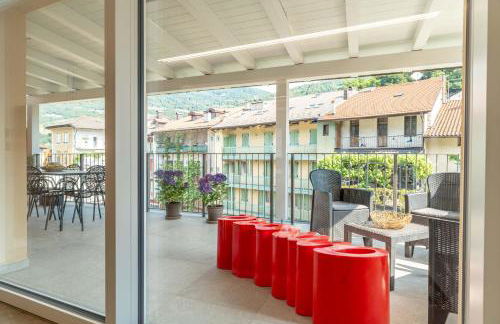 Luxury 2BR w/ River Castle View in Borgo Valsugana - Photo 1