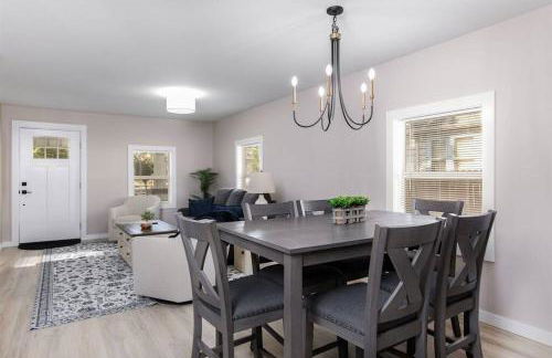 Cozy 2-Bedroom Home Near Notre Dame - Perfect for Game Day Weekend - Foto 27