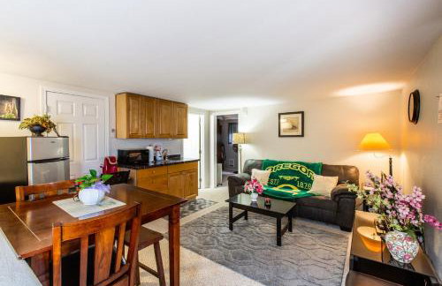 Emerald City Studio Suite - Photo 1