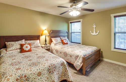 Walk to Marina Center Hill Lake Home with Hot Tub - Foto 14