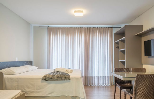 VFR Estudios proximos a praia de Bombas - Foto 10