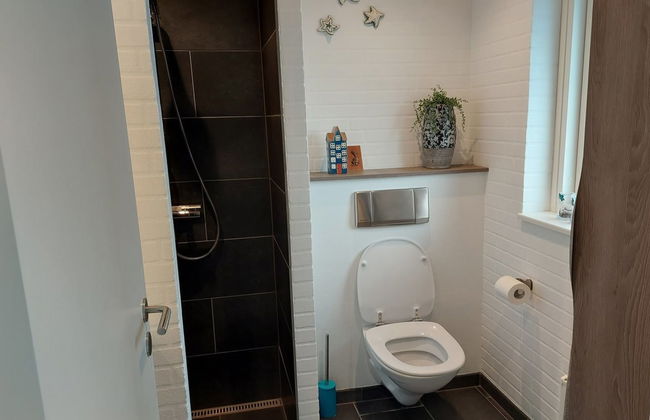 "Greth" - 500m from the sea - Foto 7