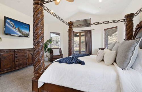 Private Family Home with Hot Tub - Foto 19