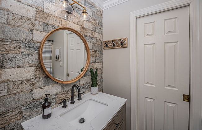 Six Nicks - Photo 36