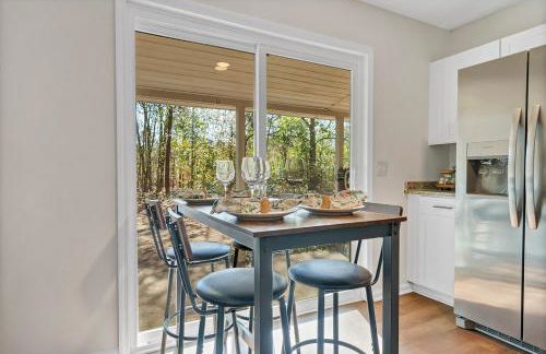 Chic & Modern 2BD Near CAE - Foto 15